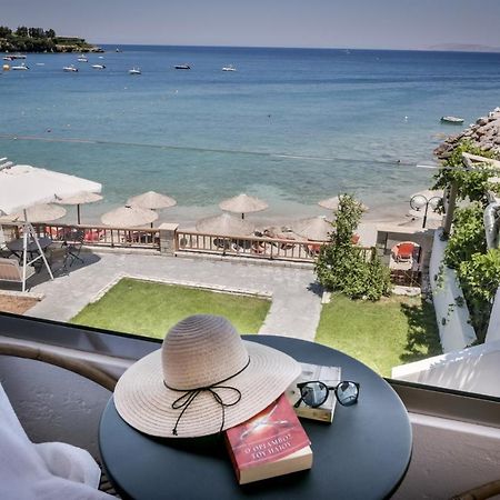 Laia Seafront Luxury Apartments Айя-Пелагія Екстер'єр фото